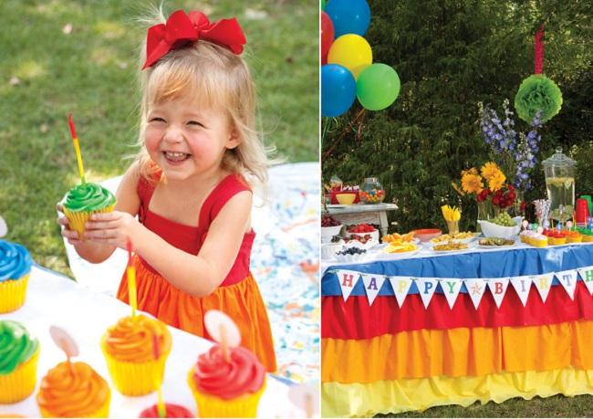 Как украсить детский праздник: оформление праздника цветами радуги.